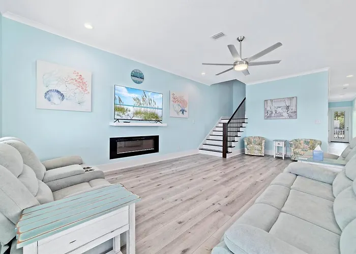Luxurious Waterfront Lagoon With Heated Pool & Private Dock Near Gulf Shores, Alabama Gulf Shores