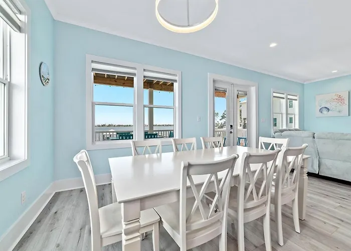 Holiday home Luxurious Waterfront Lagoon With Heated Pool & Private Dock Near Gulf Shores, Alabama