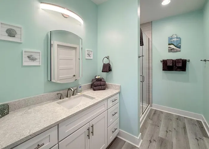 Holiday home Luxurious Waterfront Lagoon With Heated Pool & Private Dock Near Gulf Shores, Alabama