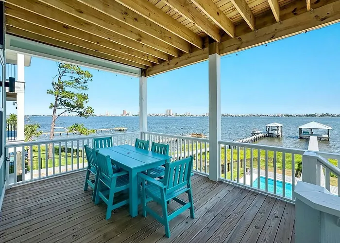 Holiday home Luxurious Waterfront Lagoon With Heated Pool & Private Dock Near Gulf Shores, Alabama *