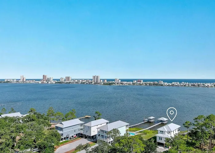 Luxurious Waterfront Lagoon With Heated Pool & Private Dock Near Gulf Shores, Alabama Gulf Shores